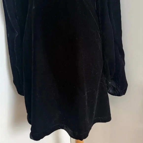 NWT Hope & Ivy Embellished High Neck Zadie Velvet Mini Dress sz 12